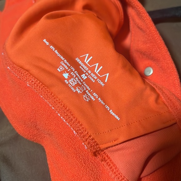 Alala Tied Bow Terry Sport Set - Picture 4 of 6